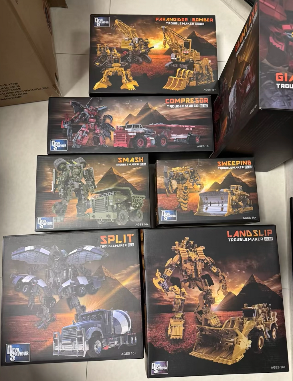 [BACK ORDER] Third Party Transformers Devil Savior Troublemaker/Devastator